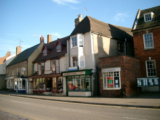 High Street 1990s Bread Basket & Tasty Bite, High Street 1990s