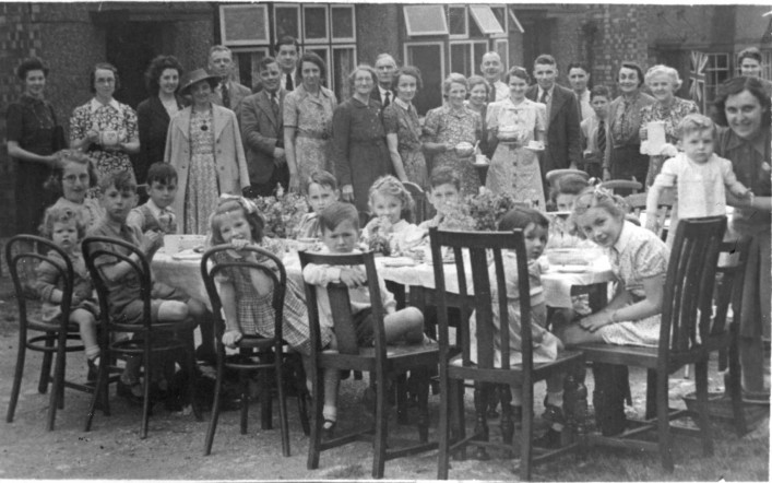 VE Day Street Party, Oakleas Rise VE Day Street Party, Oakleas Rise