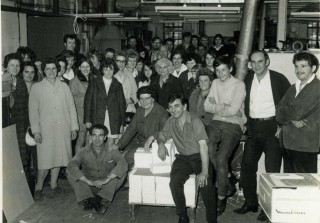 Vase Press Workers 1948